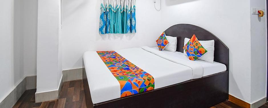 Stay Kiya Royal Oak Kolkata Luaran gambar