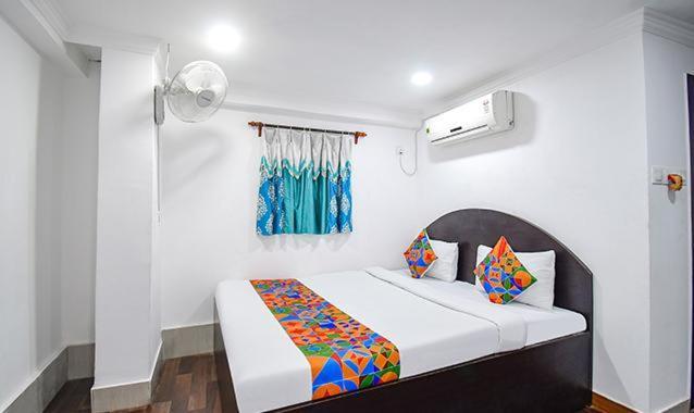 Stay Kiya Royal Oak Kolkata Luaran gambar